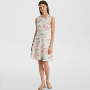 NWT Karl Lagerfeld White Floral Stretch Jewel Neck Sleeveless Dress Size 4